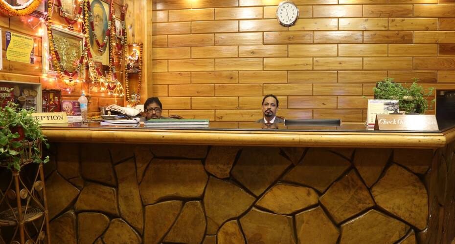 Hotel Broadway, Shillong 2